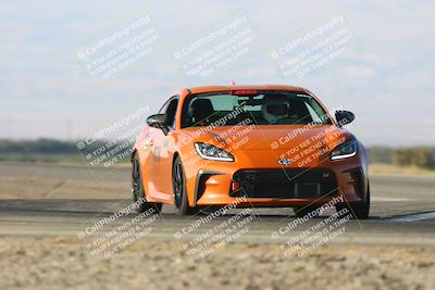 media/Sep-14-2025-Speed Ventures (Sun) [[b2951cd086]]/Orange/Session 1 (Cotton Corners)/